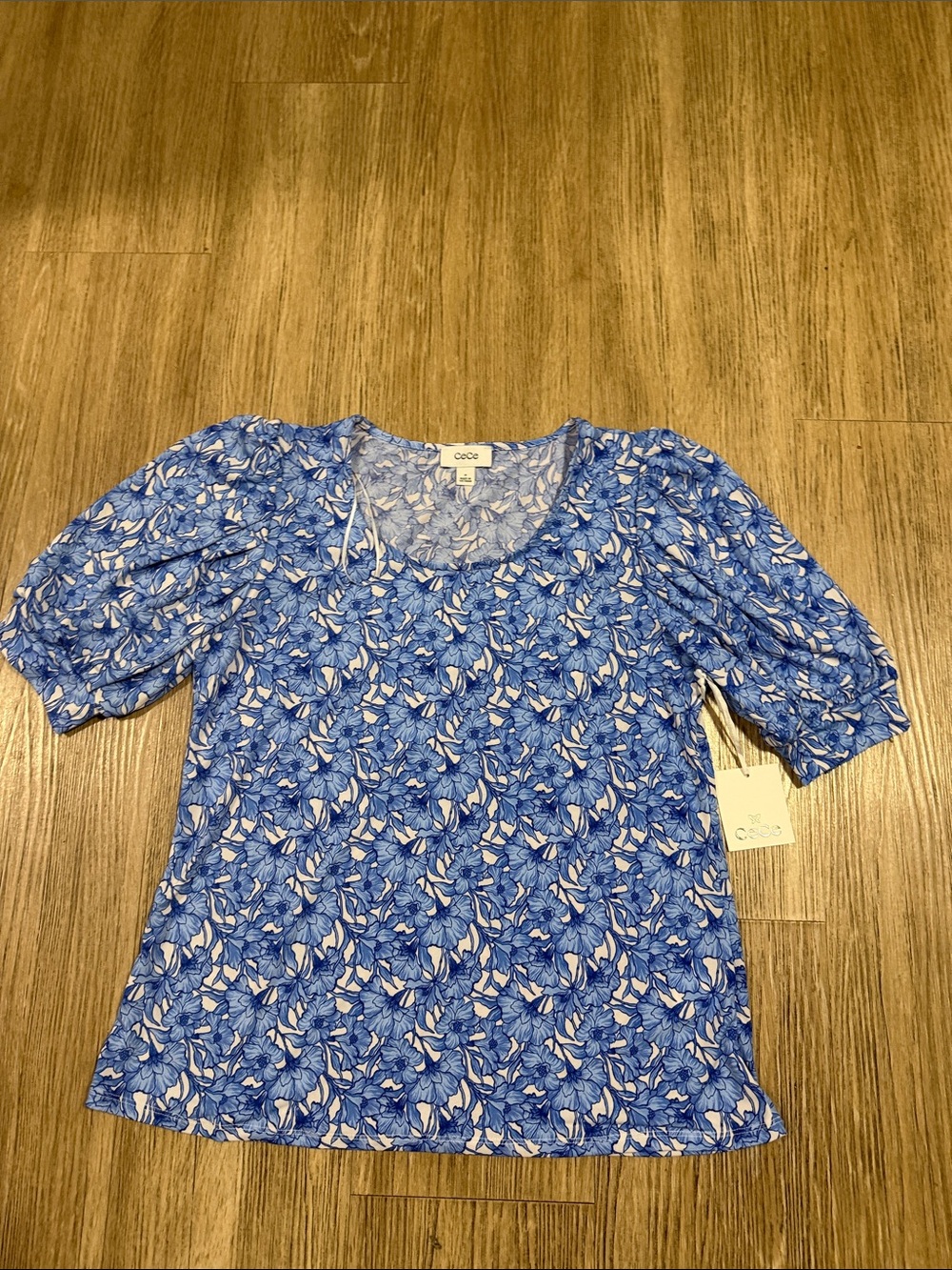 CeCe Blue Floral Puff-Sleeve Top M